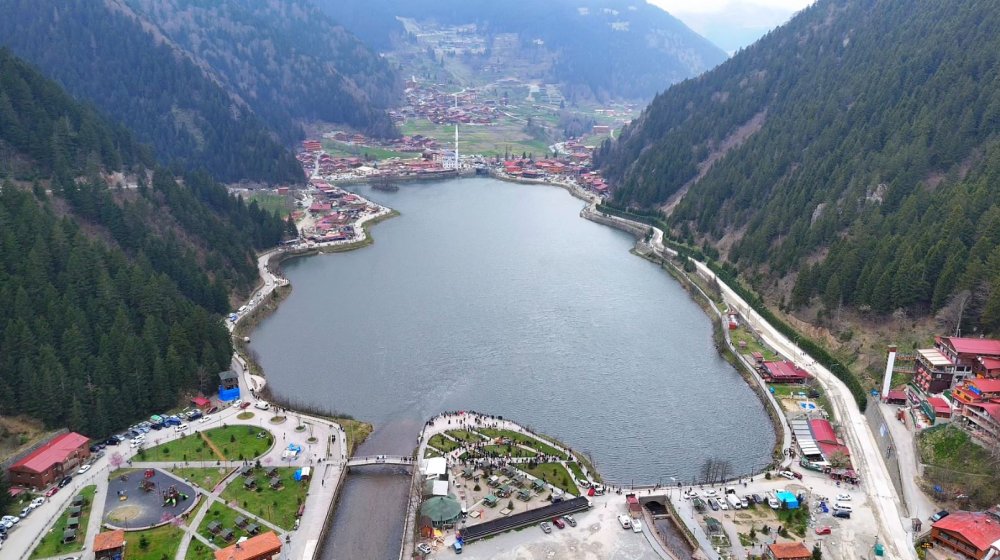 Trabzon'da ‘horonlu-gollü’ HES protestosu: 'Akıl tutulmasıdır'