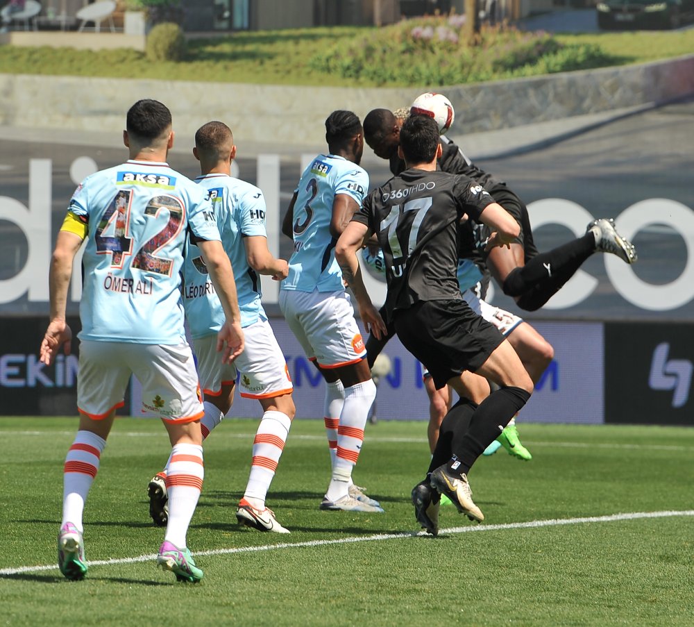 Pendikspor - Başakşehir maçı 2-3 bitti