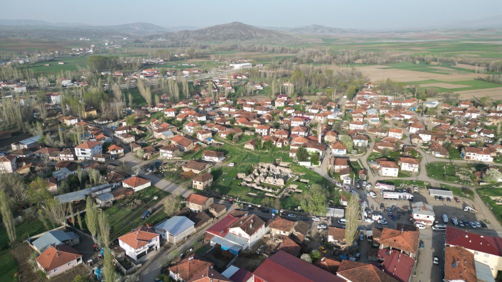 Depremin merkez üssü Sulusaray havadan görüntülendi