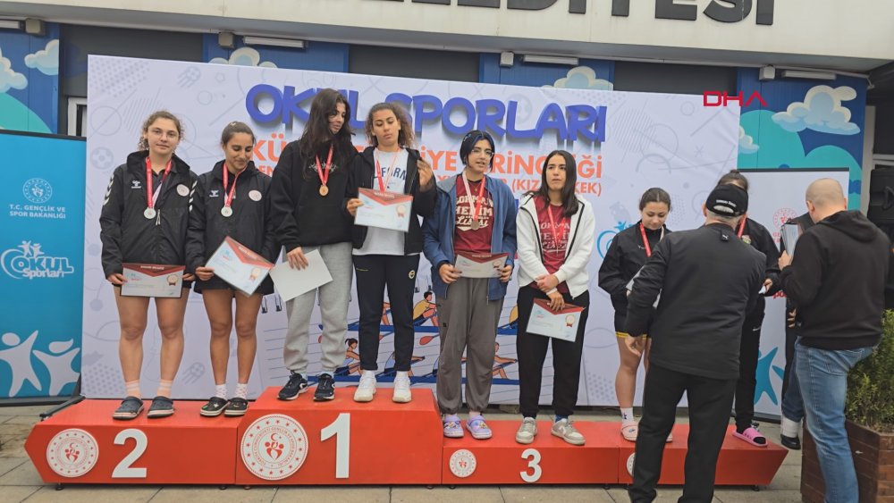 Okul Sporları Kürek Şampiyonası yapıldı