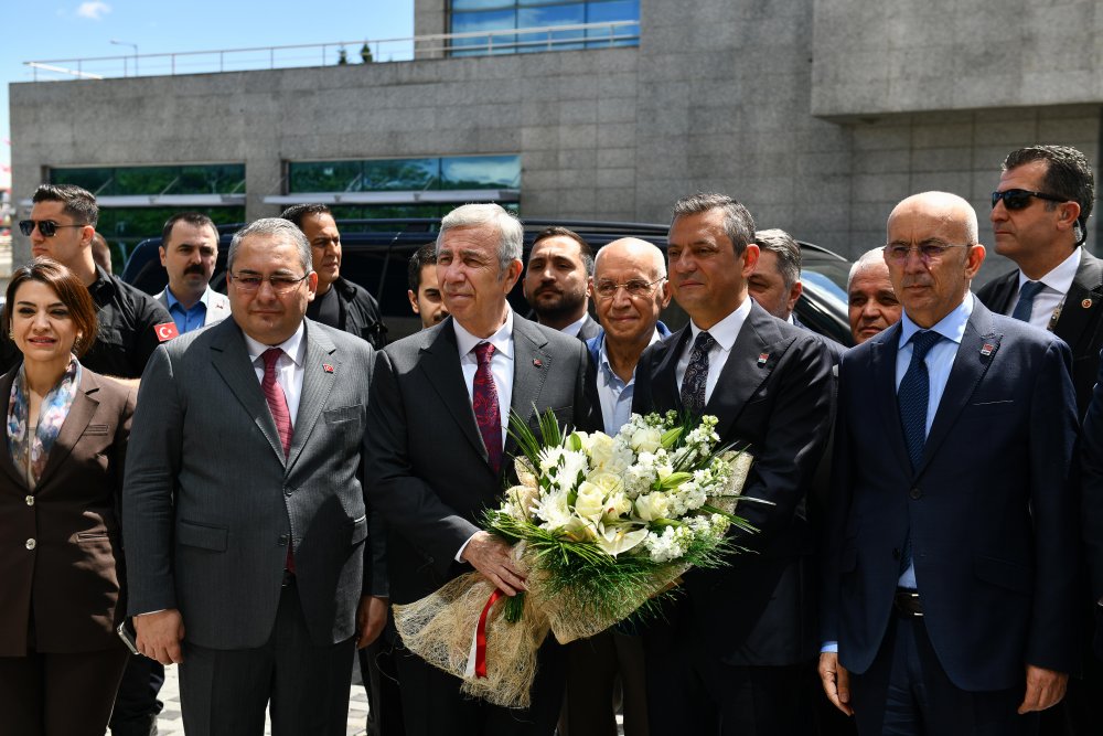 CHP lideri Özgür Özel'den Mansur Yavaş'a ziyaret