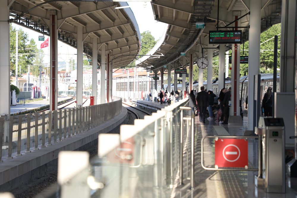 Bakan Uraloğlu duyurdu: 19 Mayıs'ta Marmaray, Başkentray, İZBAN ücretsiz mi?