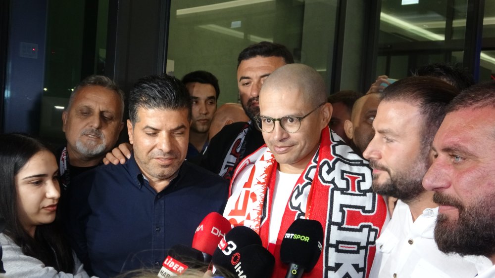 Alex de Souza'ya Antalya'da coşkulu karşılama