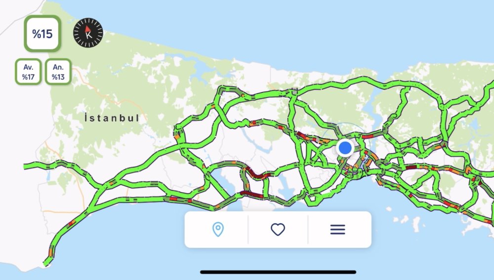 İstanbul'da yollar boş kaldı! Trafik yoğunluğu yüzde 15'e düştü!