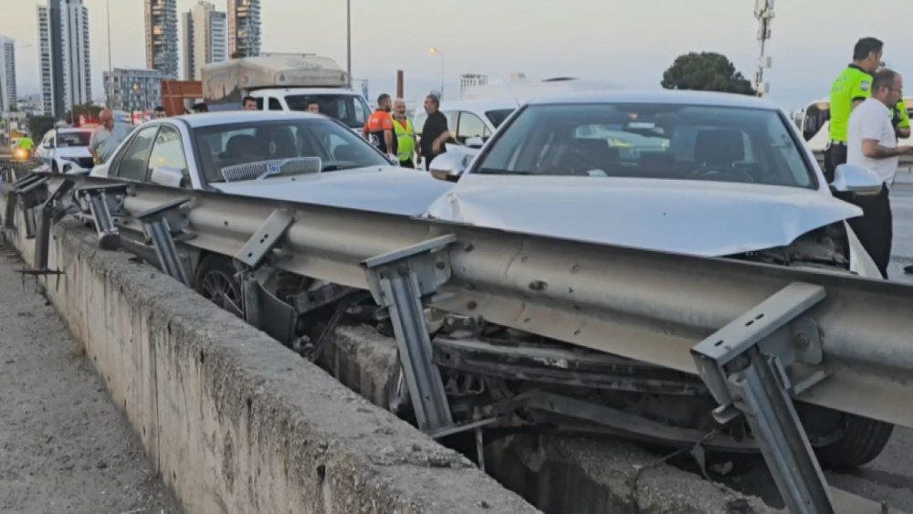 Kartal'da zincirleme trafik kazası: 6 kişi yaralandı