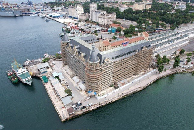 Restorasyonu devam eden Haydarpaşa Garı'n son hali görüntülendi