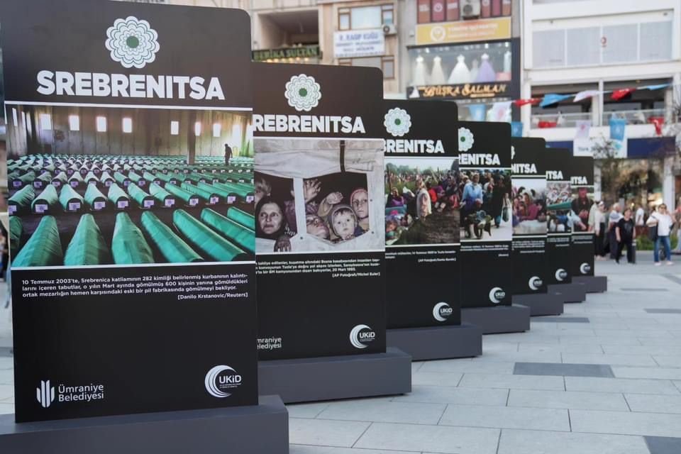 Srebreni̇tsa ve Gazze’de hayatını kaybedenler Ümrani̇ye’de anıldı