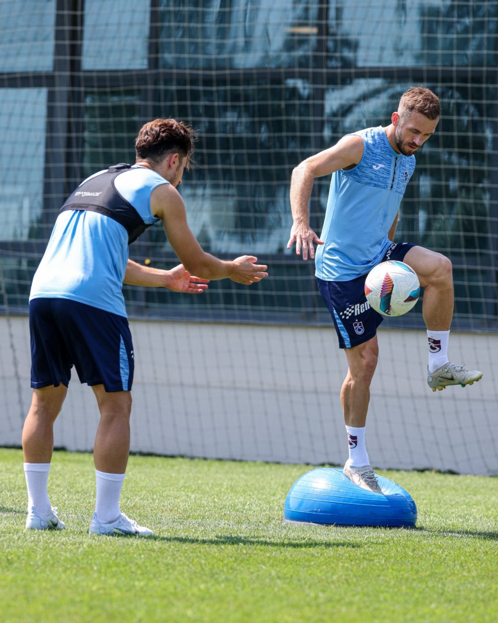 Trabzonspor’da yeni sezon hazırlıklarını tüm hızıyla devam ediyor