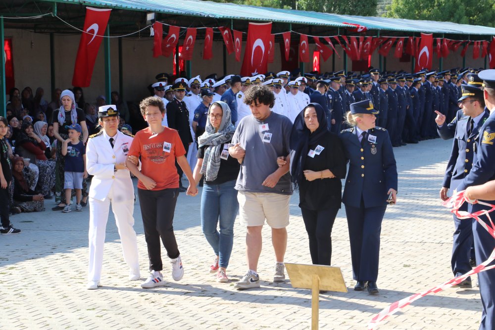 Somali şehidi Uzman Çavuş Ünlü, toprağa verildi