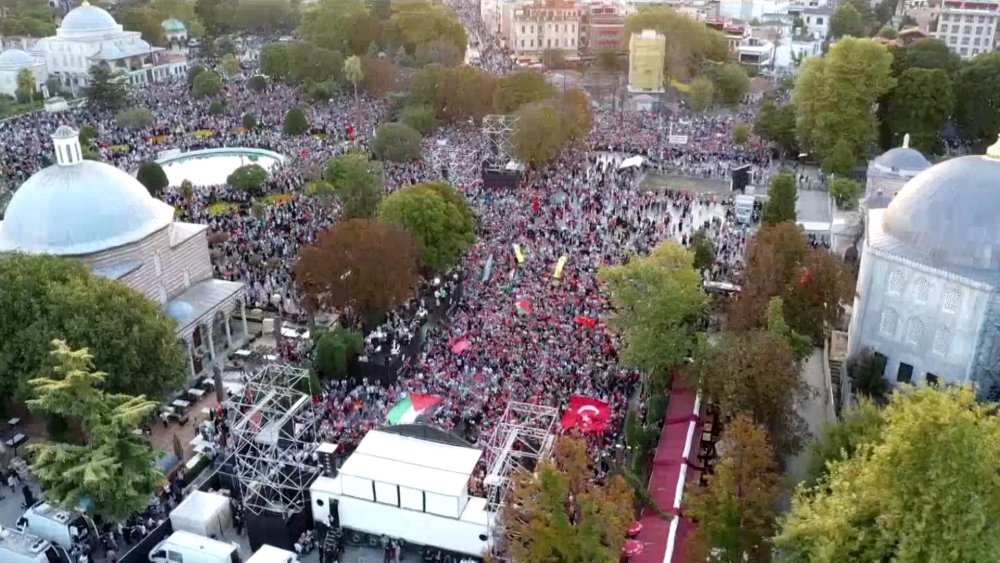 Ayasofya Meydanı'nda, Haniye için miting düzenlendi