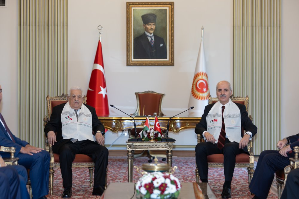 TBMM Başkanı Numan Kurtulmuş, Filistin Devlet Başkanı Abbas ile bir araya geldi