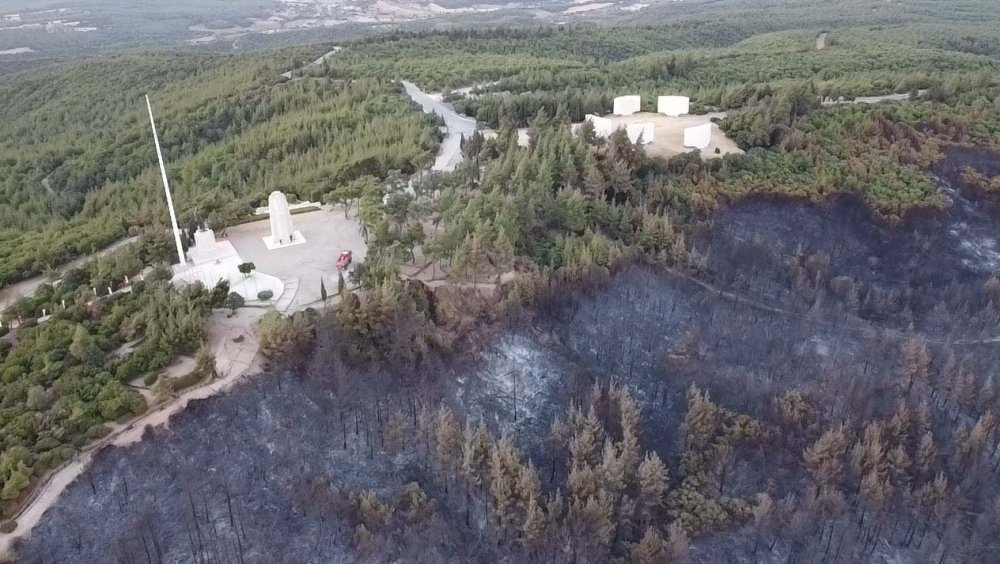 Çanakkale'deki yanan ormanlık alanlar dron ile görüntülendi