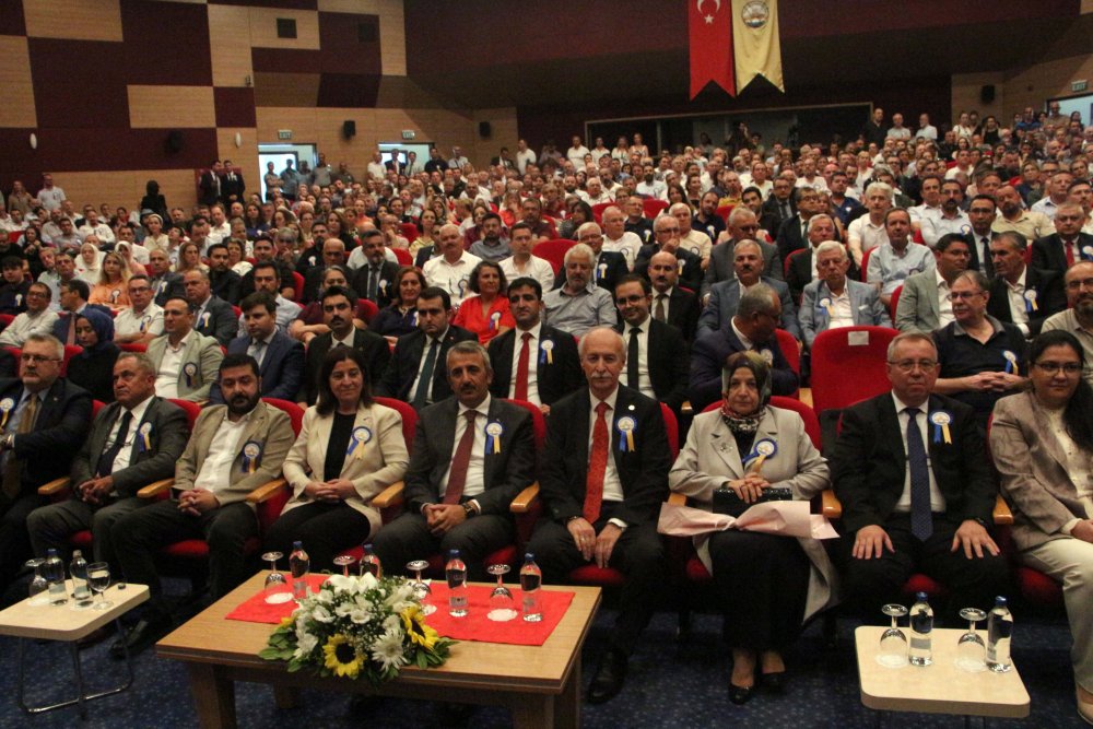 Trakya Üniversitesi'nin yeni rektörü Prof. Dr. Mustafa Hatipler göreve başladı