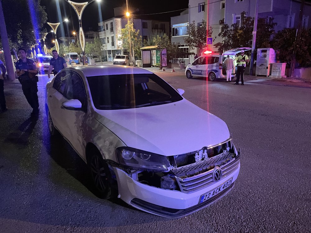 Edirne'de motosiklet ile otomobil çarpıştı: 2 yaralı