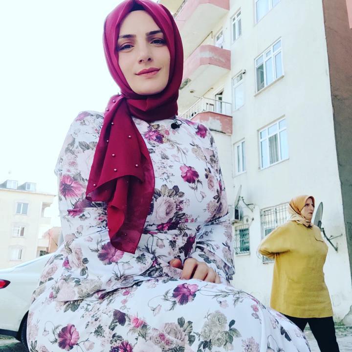 En Hamarat Benim Kübra Akşehir