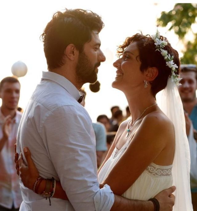 Engin Akyürek Bergüzar Korel Bir Aşk İki Hayat