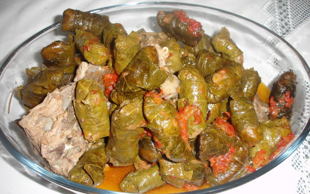 baklalı yaprak dolma