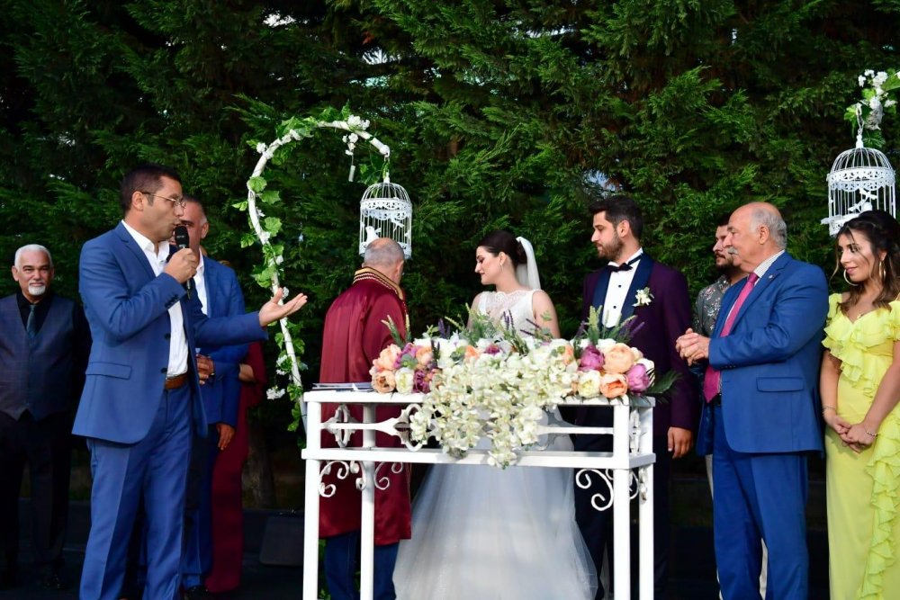 zeynep yağmur öncel tolga öztürk evlilik düğün nikah