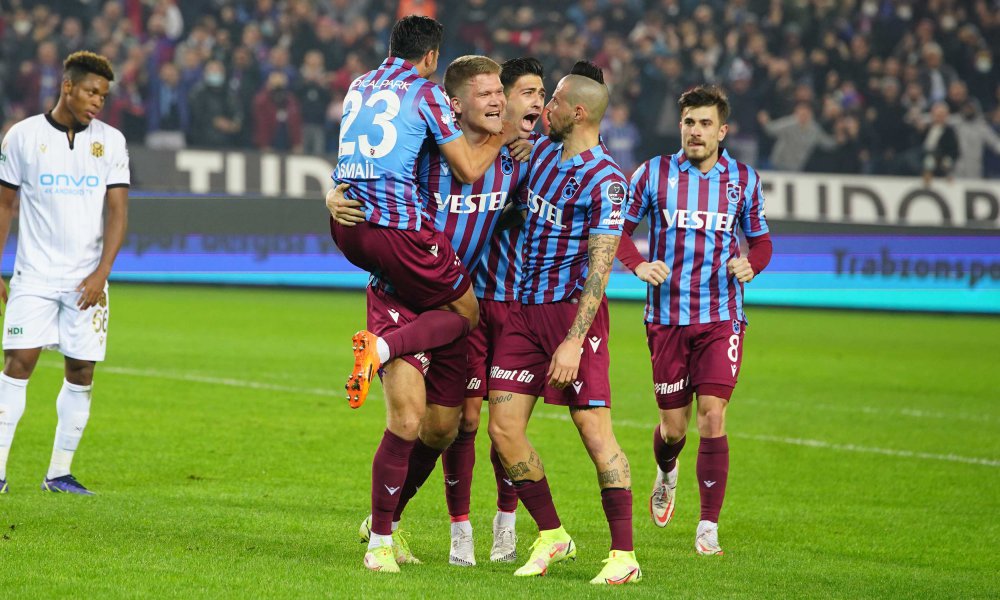 andreas cornelius trabzonspor