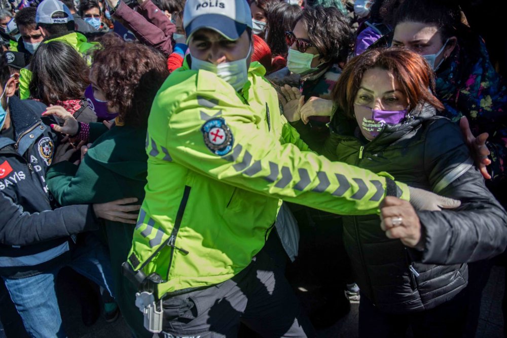 istanbul sözleşmesi beylikdüzü protesto