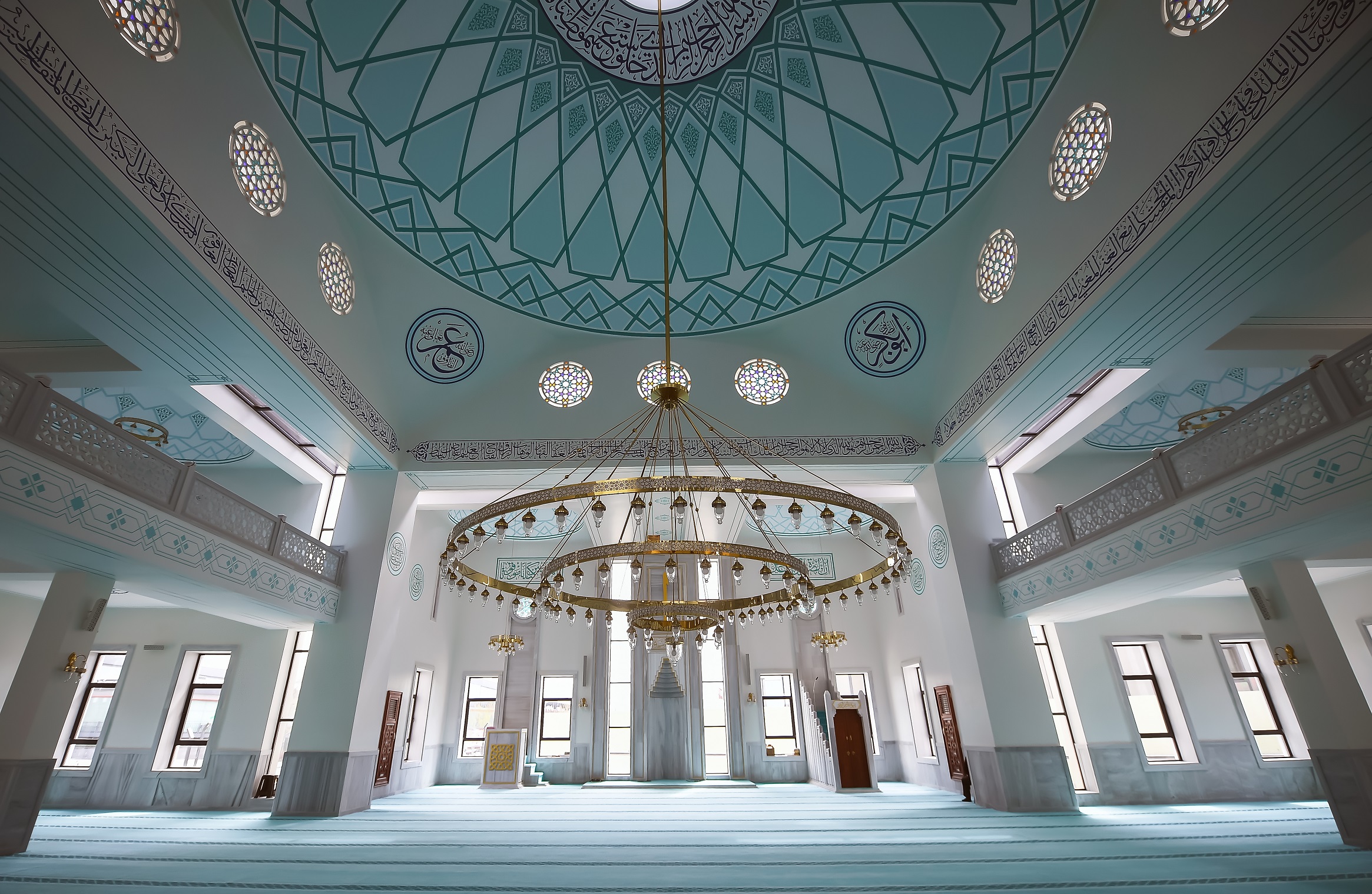 Hacı-Naif Akkuş-Camii Kadir-Gecesinde ibadete-açıldı (6)